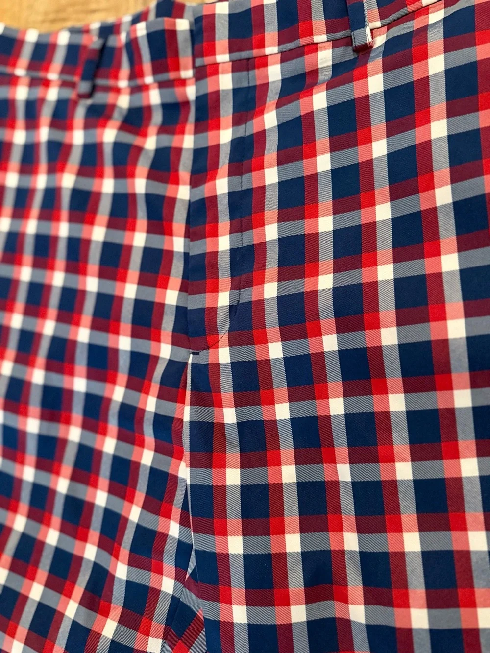 Walter Hagen Plaid Golf Shorts Men’s Size 34 Red Blue White Performance EUC